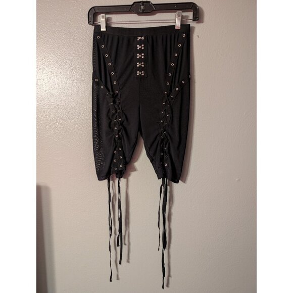 Y2K MyBoo Women’s Black Gothic Lace-Up Eyelet Corset Hook Capri Pants Size S - Picture 2 of 8